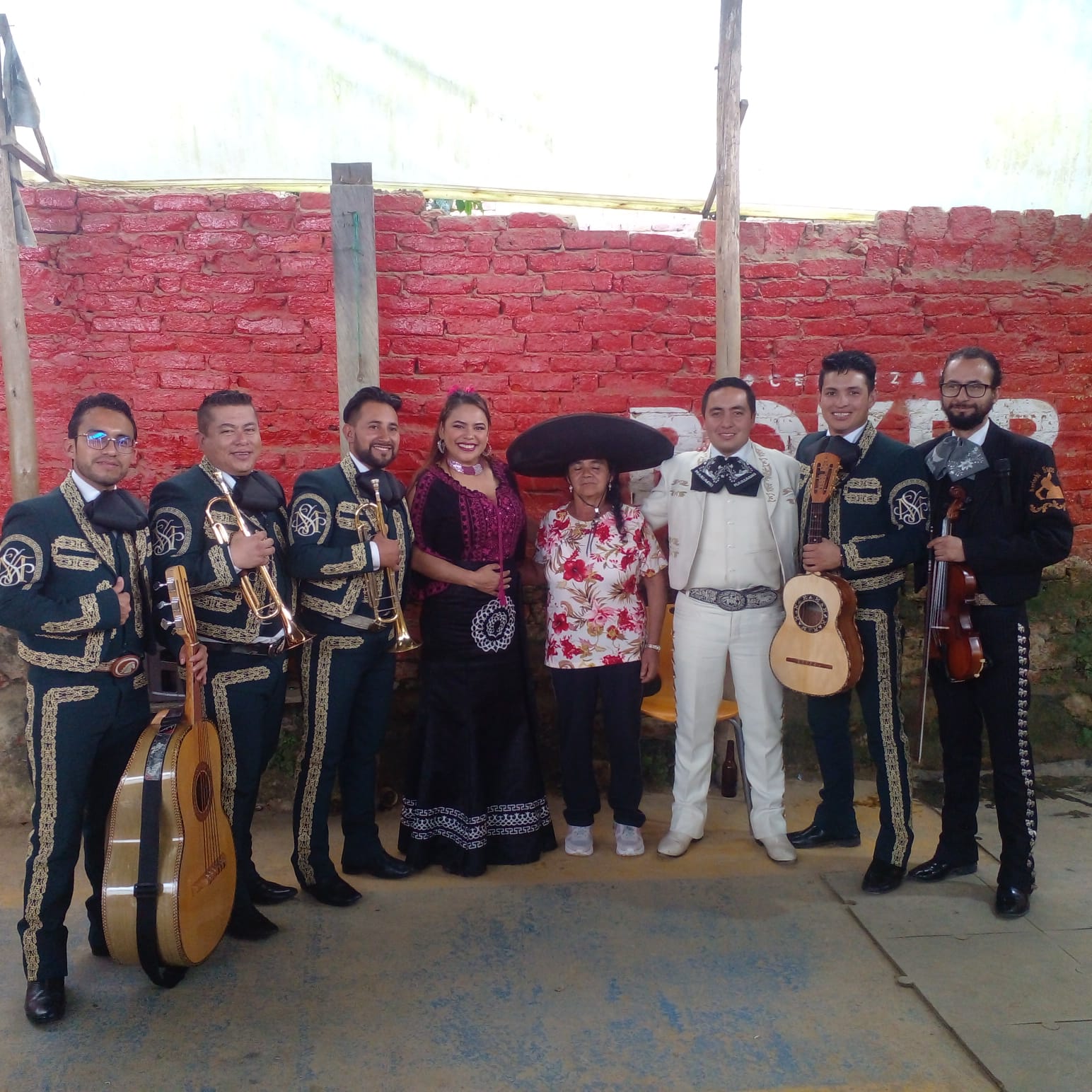 Daniel Escobar Mariachi (1)