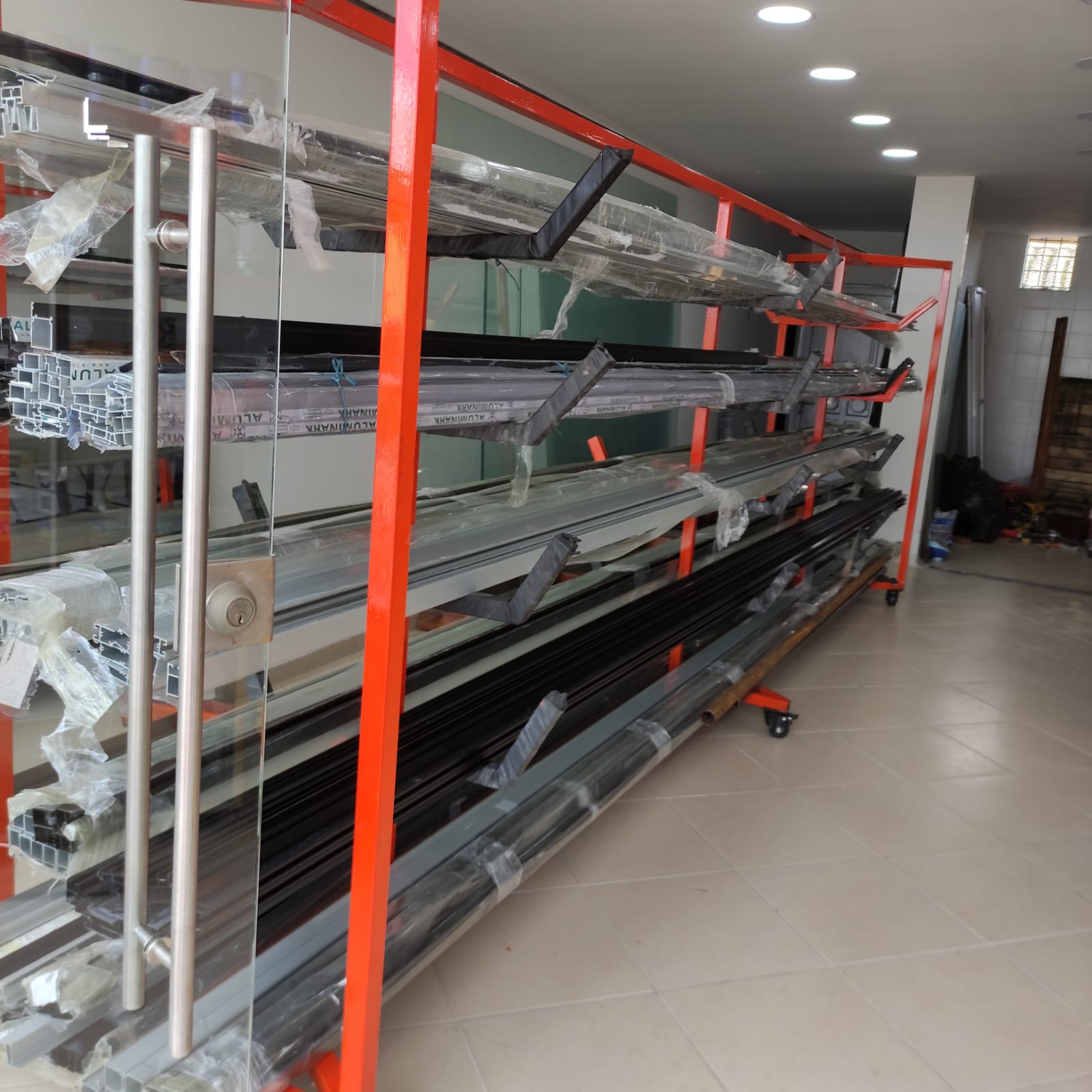 MULTIVIDRIOS LA YE (12)