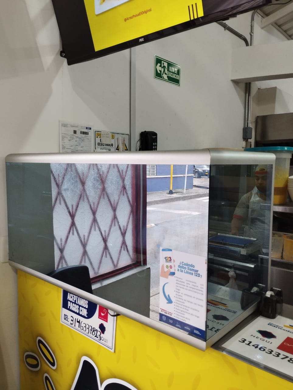 MULTIVIDRIOS LA YE (21)