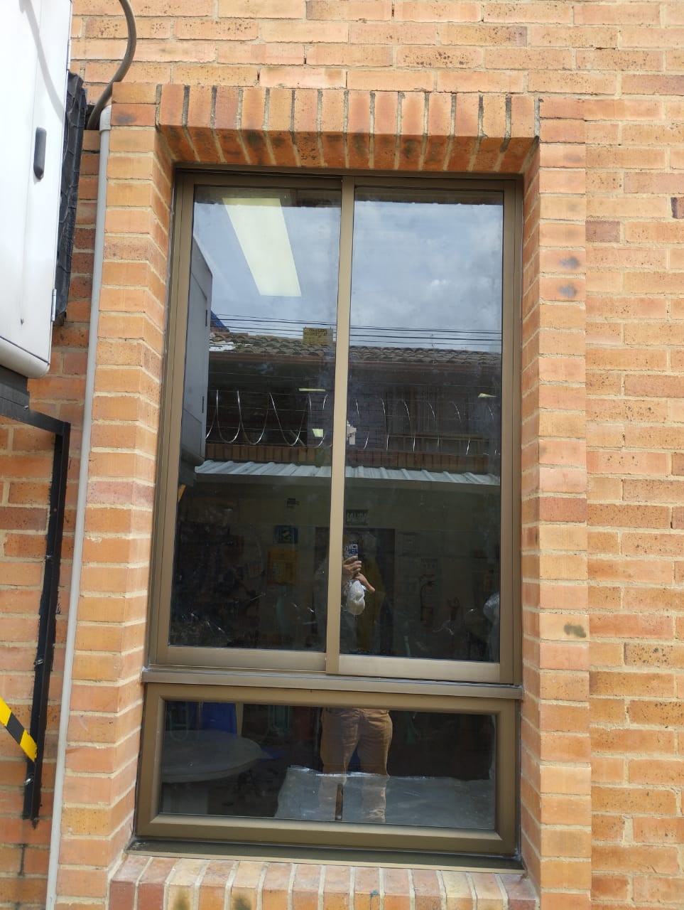 MULTIVIDRIOS LA YE (22)