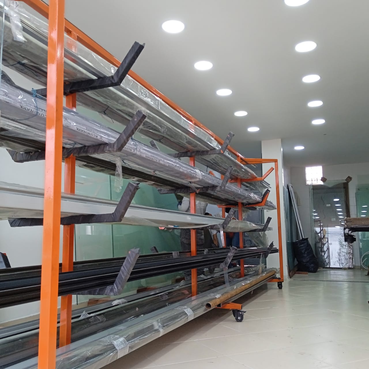 MULTIVIDRIOS LA YE (6)