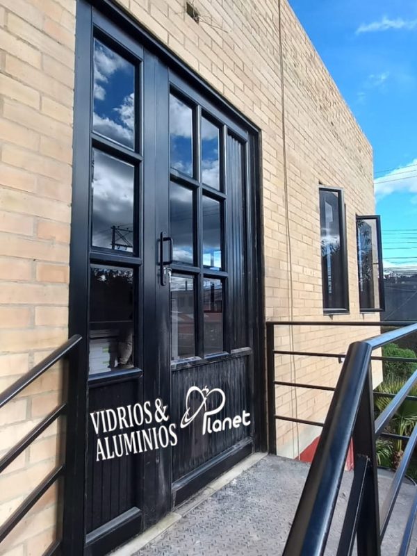 Vidrios Y Aluminios Planet - (31)