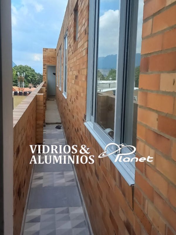 Vidrios Y Aluminios Planet - (75)