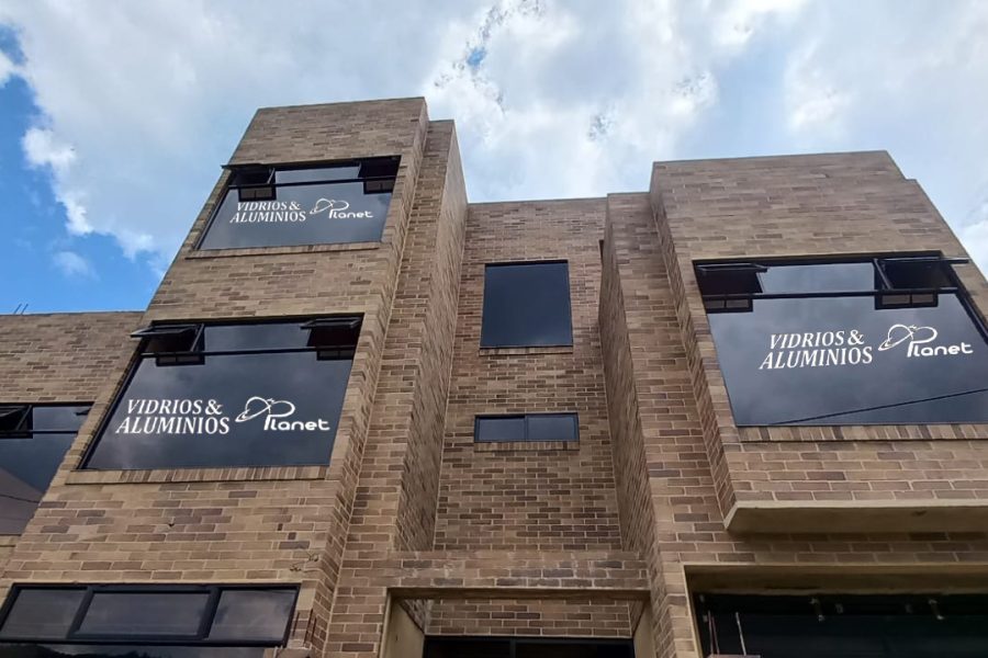 Vidrios Y Aluminios Planet - (76)