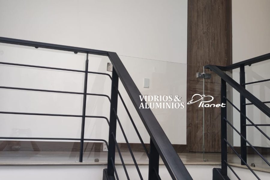 Vidrios Y Aluminios Planet - (85)